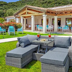 Tenuta Lu Baroni Hotel